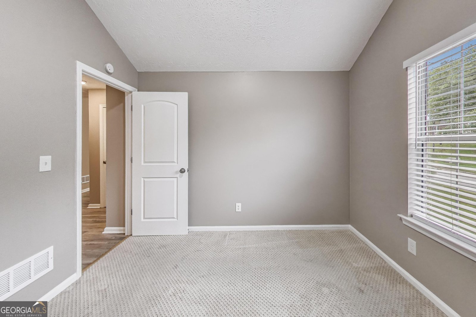 52 Central Park Drive Hapeville - 19