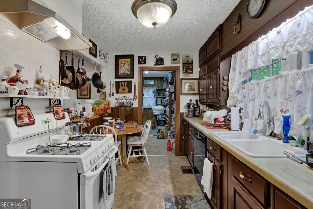 4840 Chamblee Tucker Road Tucker - 16