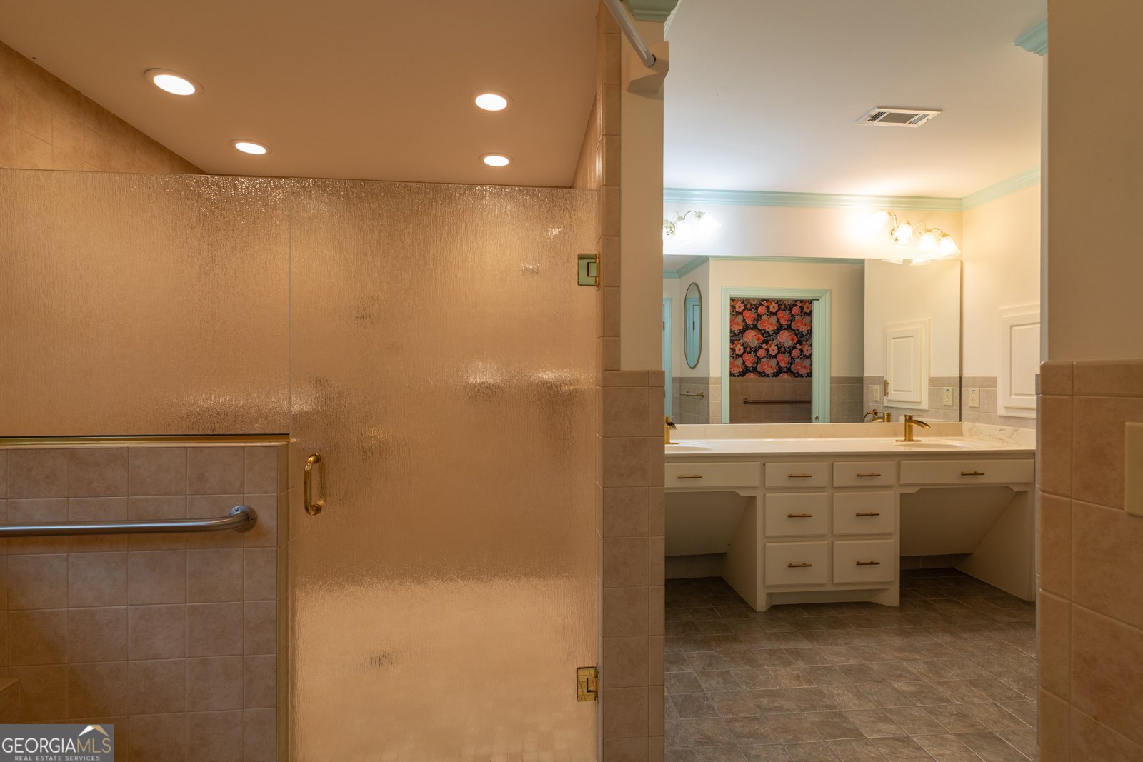 6214 Crestview Drive Covington - 21