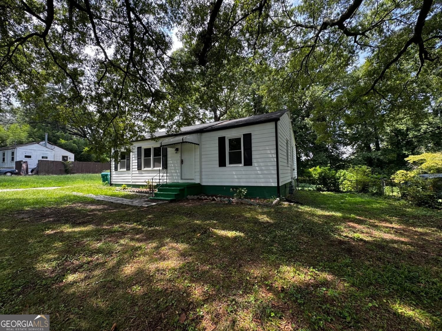 4060 Clay Drive Atlanta - 1