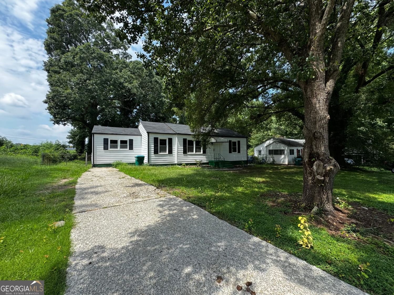 4060 Clay Drive Atlanta - 2