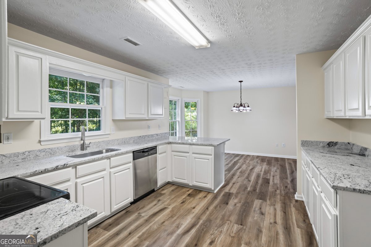 20 Wellington Trail Covington - 2