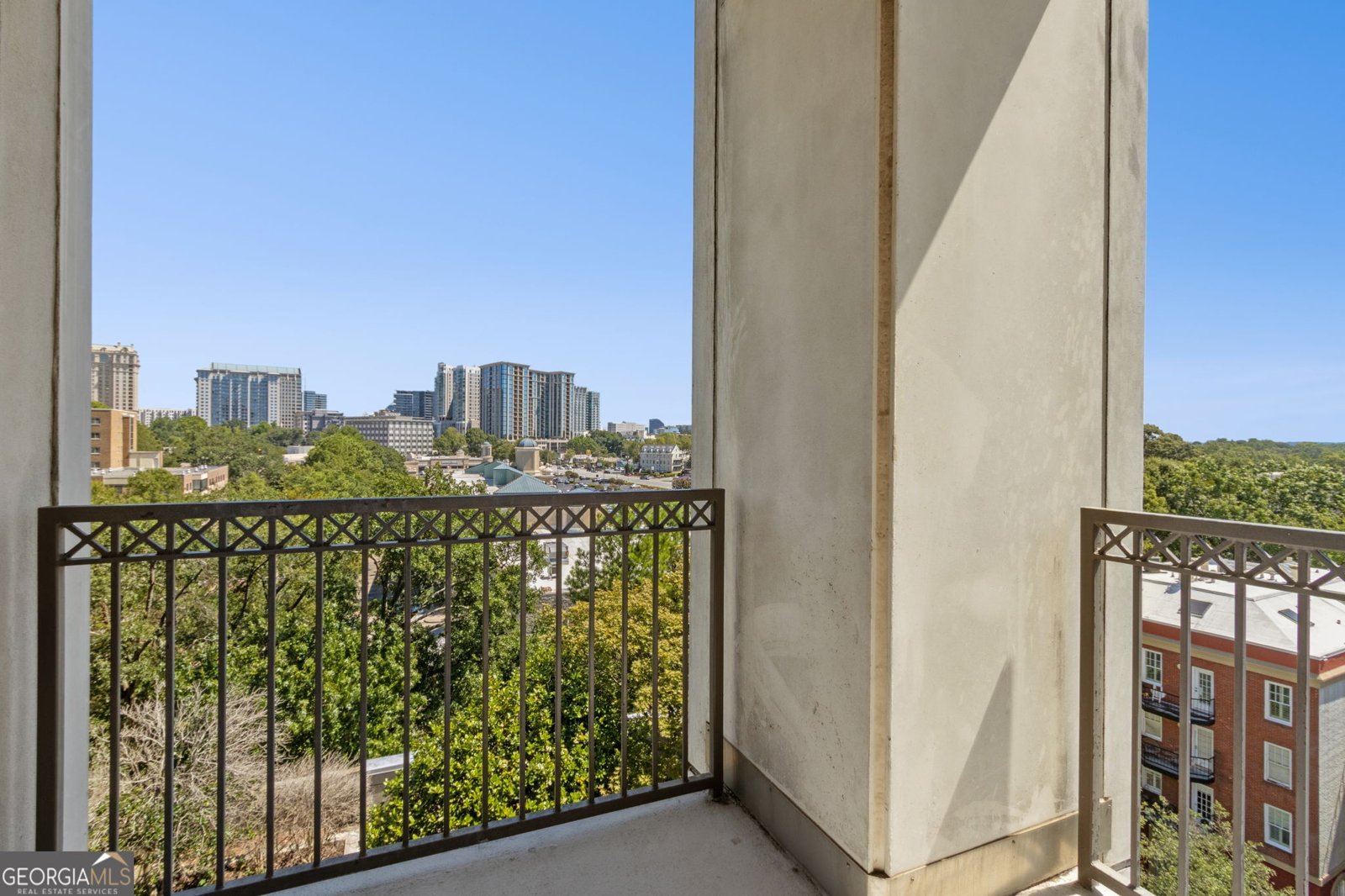 2828 Peachtree Road Atlanta - 17