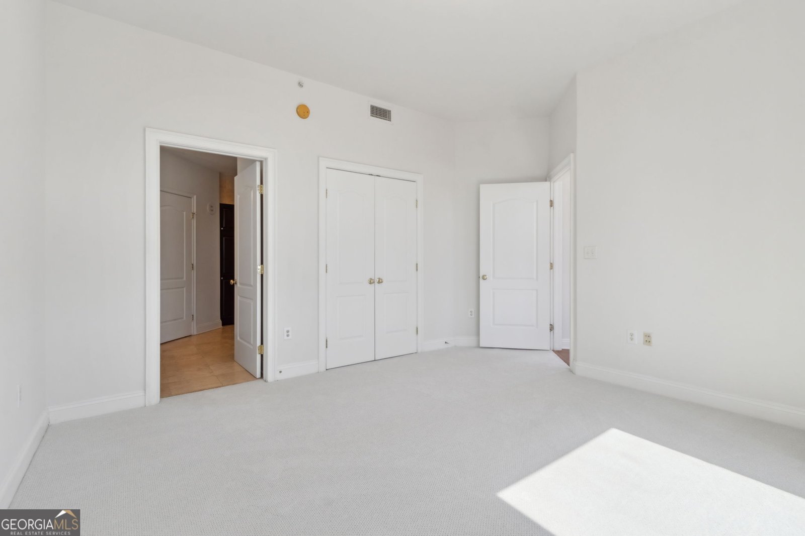 2828 Peachtree Road Atlanta - 34