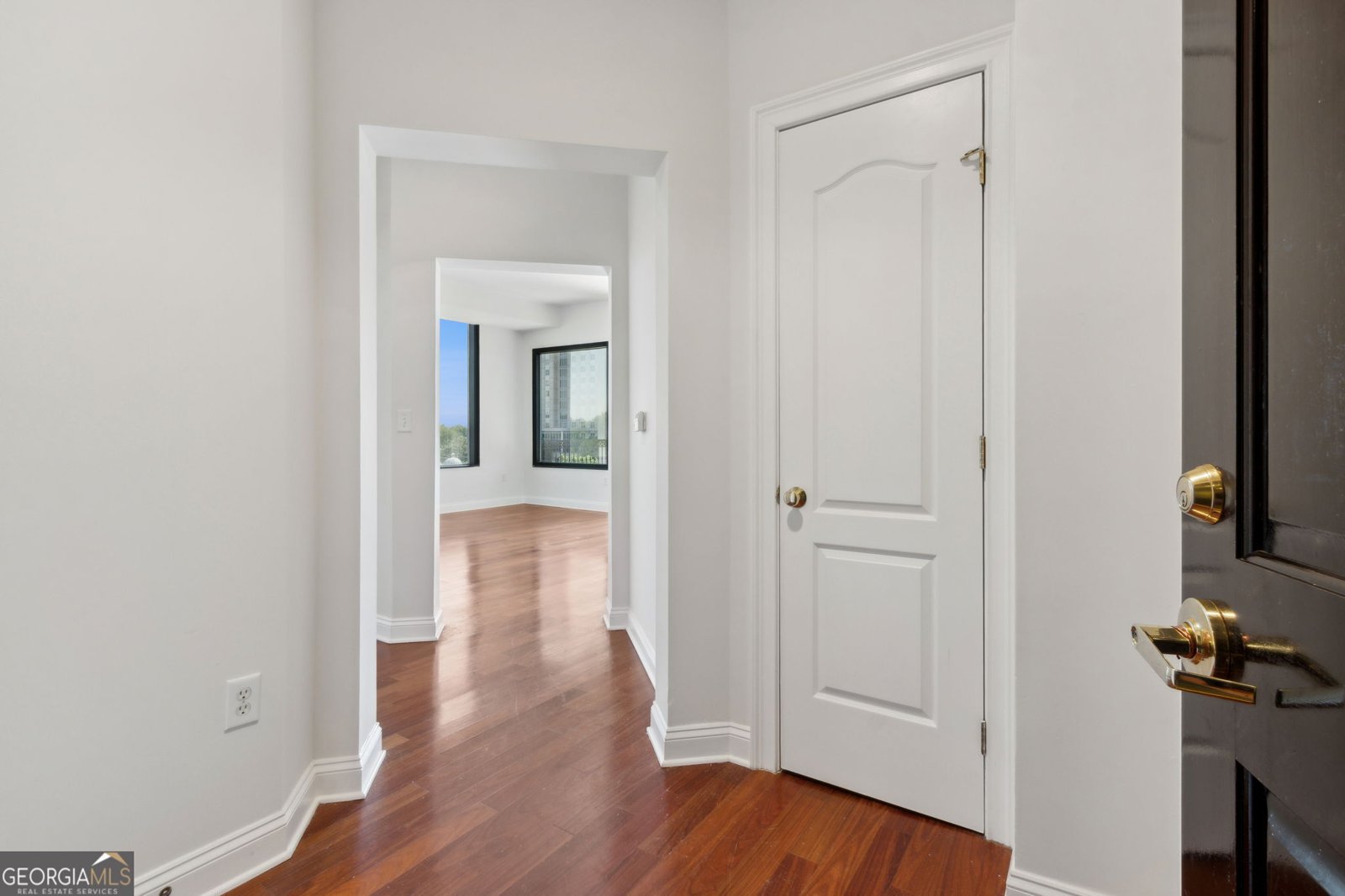 2828 Peachtree Road Atlanta - 8