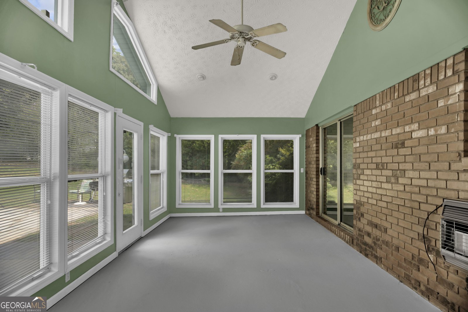1035 Cherokee Trail Woodstock - 24