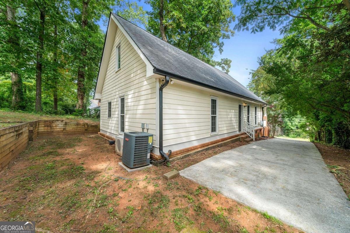 1058 Jefferson Avenue Atlanta - 23