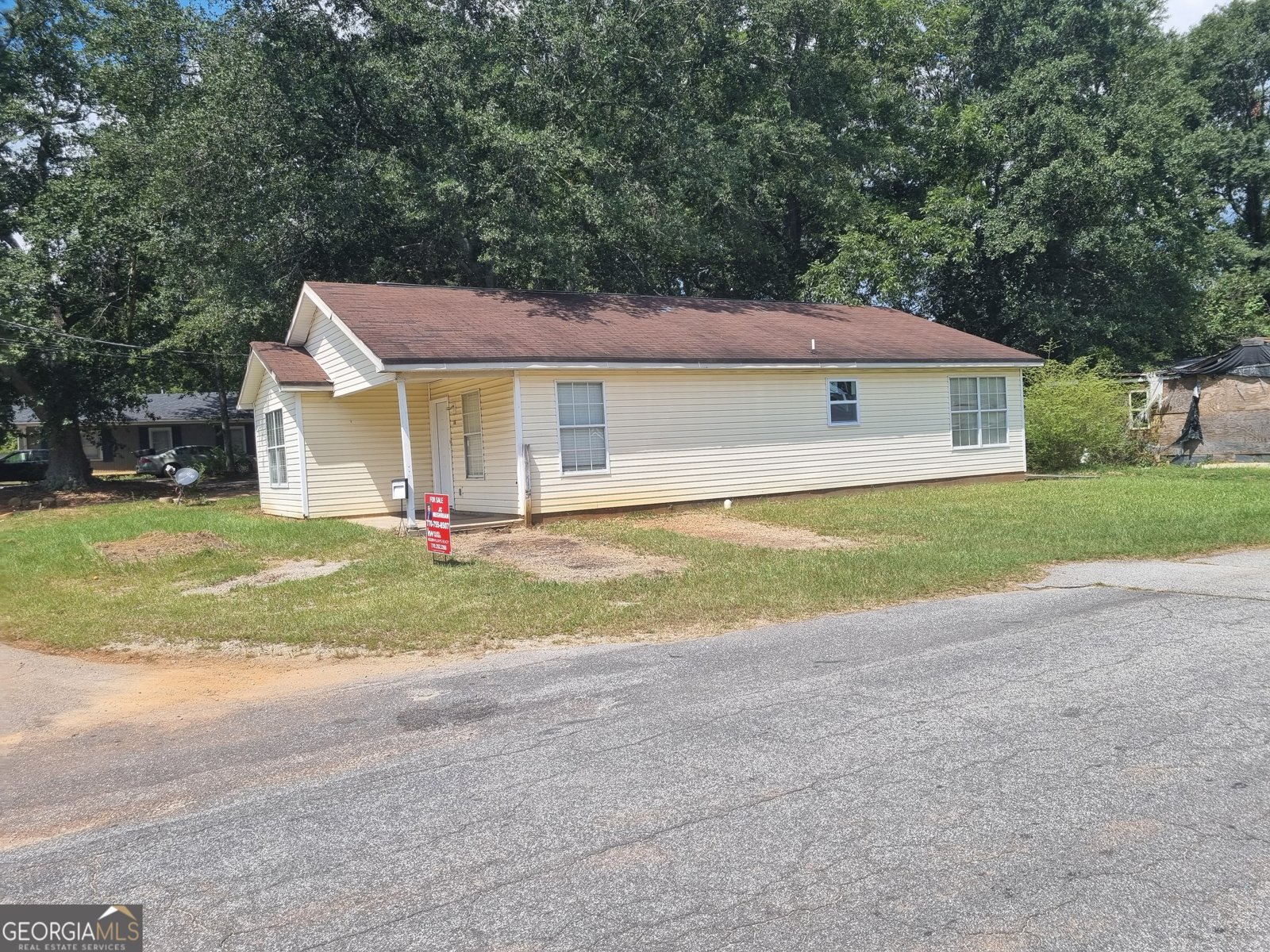 16 Kidd Street Newnan - 1