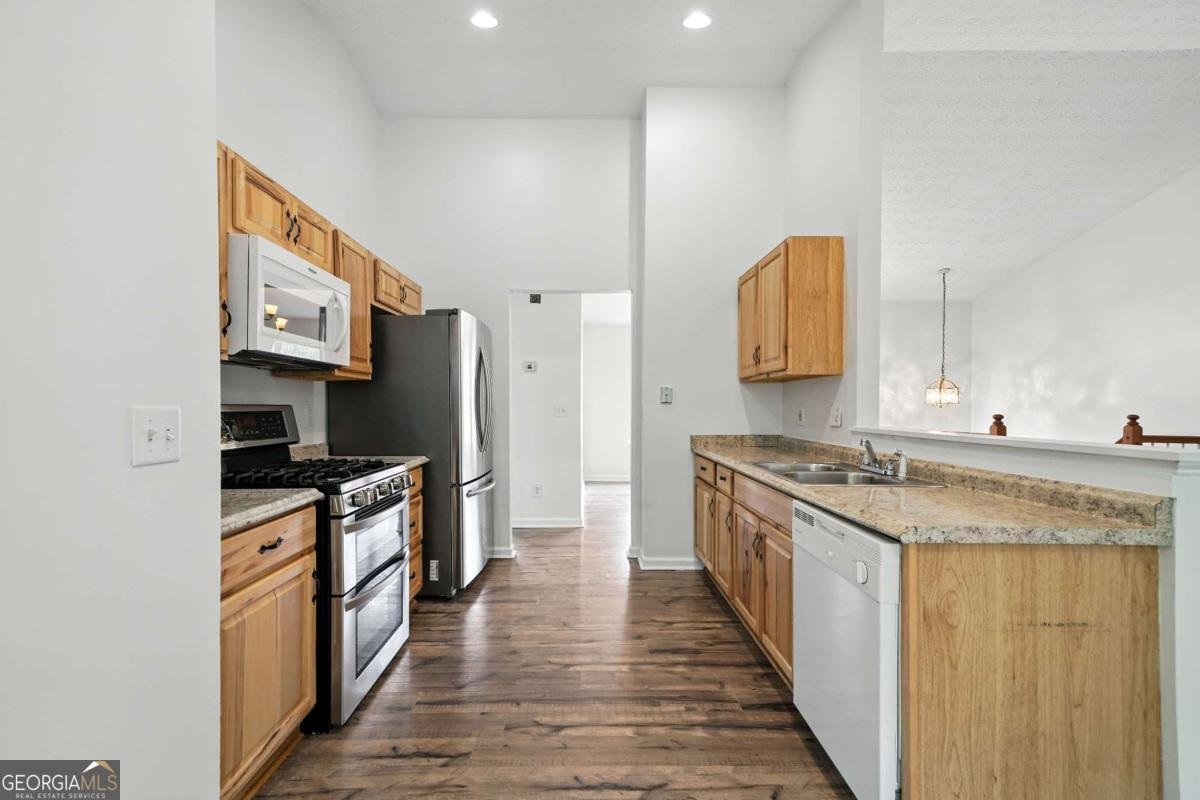 452 Crested View Drive Loganville - 10