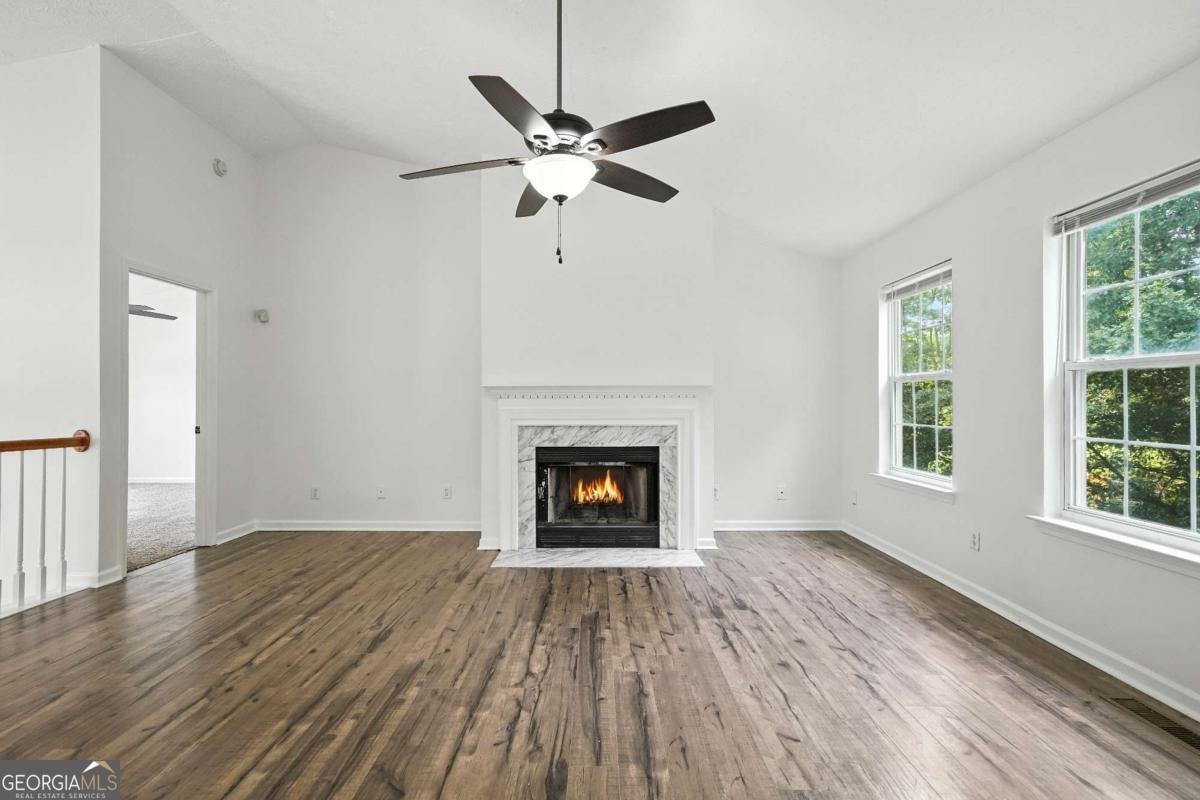 452 Crested View Drive Loganville - 6