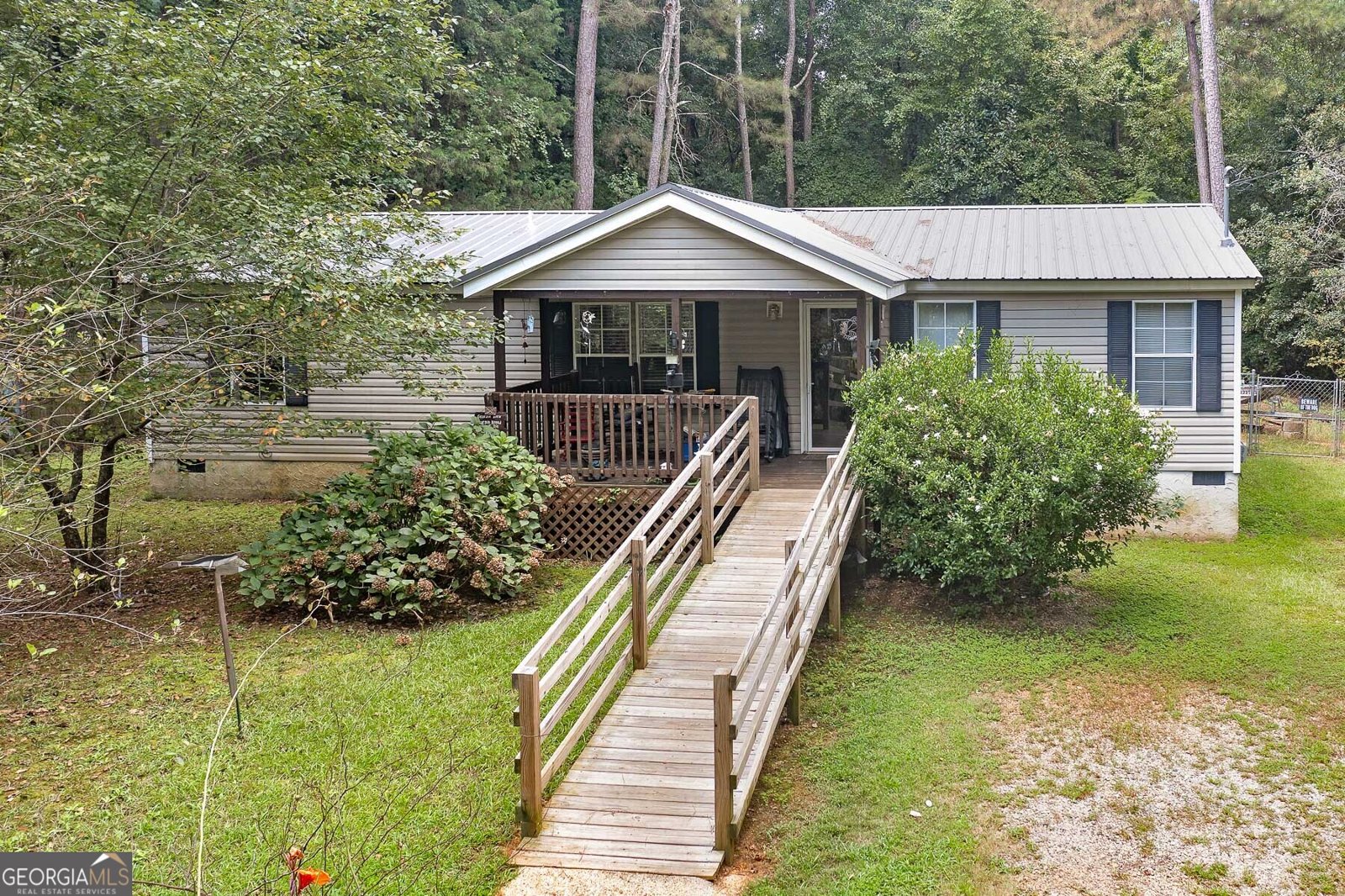 450 Lakeshore Drive Jackson - 1