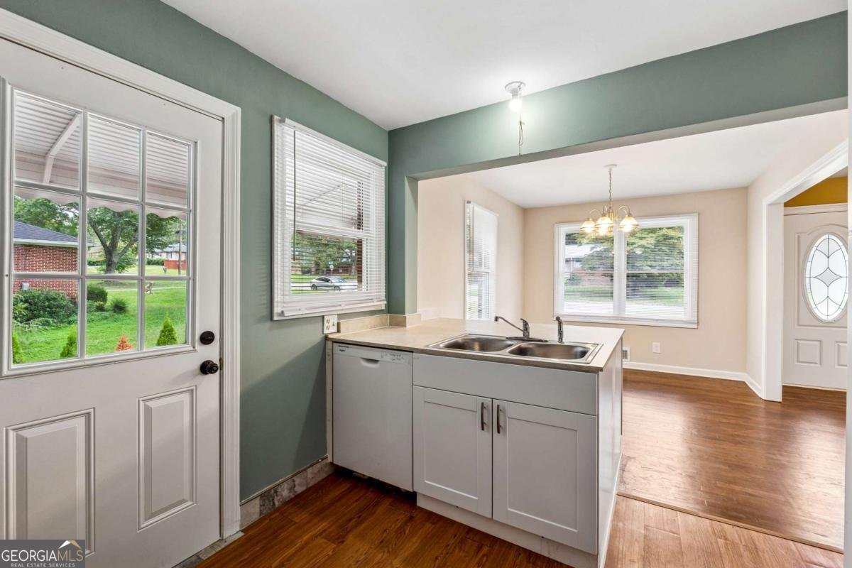 690 Green Acres Road Smyrna - 3