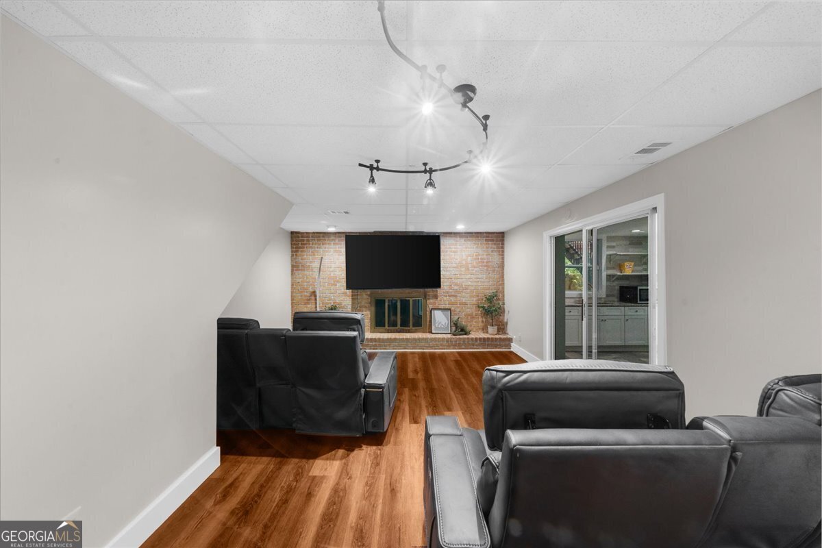 7370 Fields Drive Cumming - 34