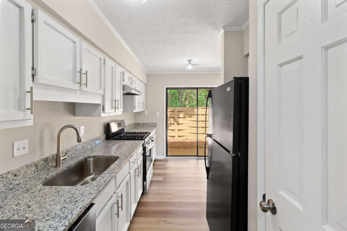 841 Lake Hollow Boulevard Marietta - 10