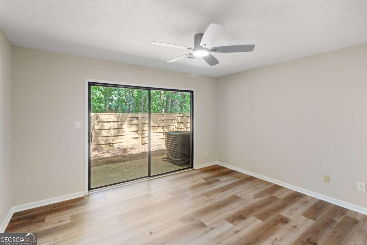 841 Lake Hollow Boulevard Marietta - 23