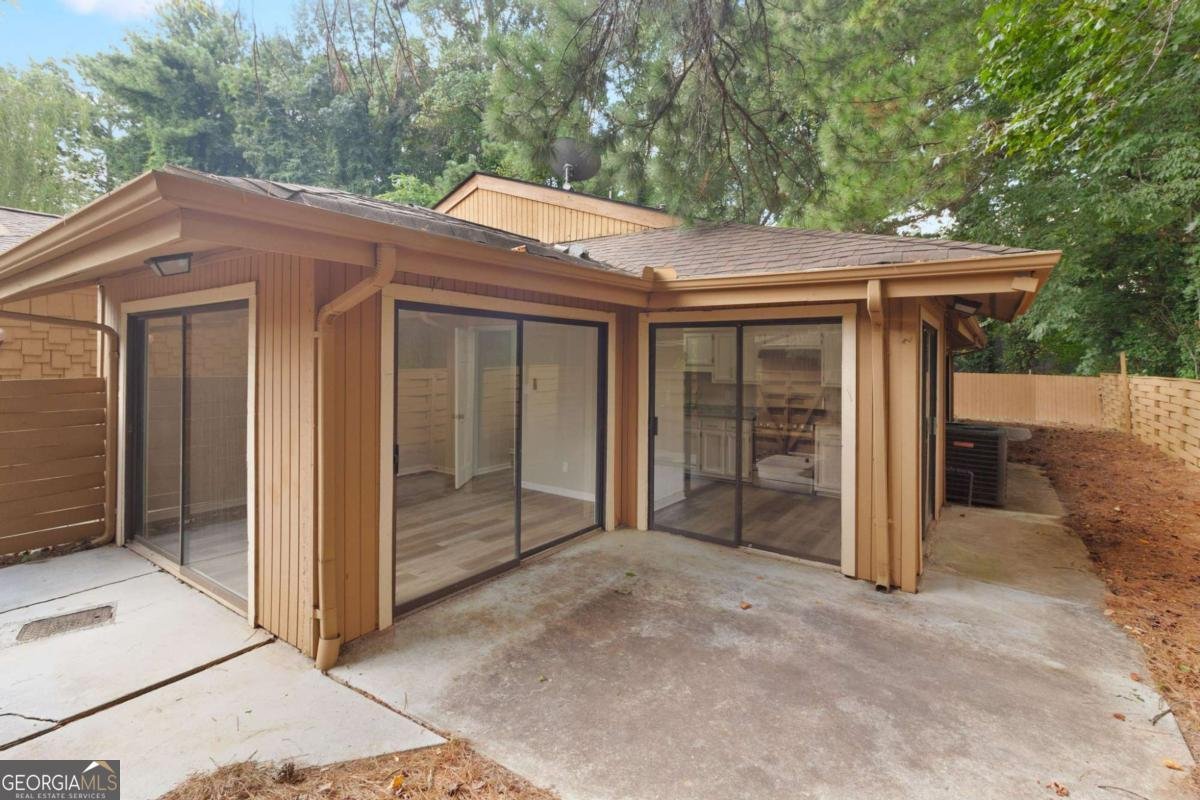 841 Lake Hollow Boulevard Marietta - 28