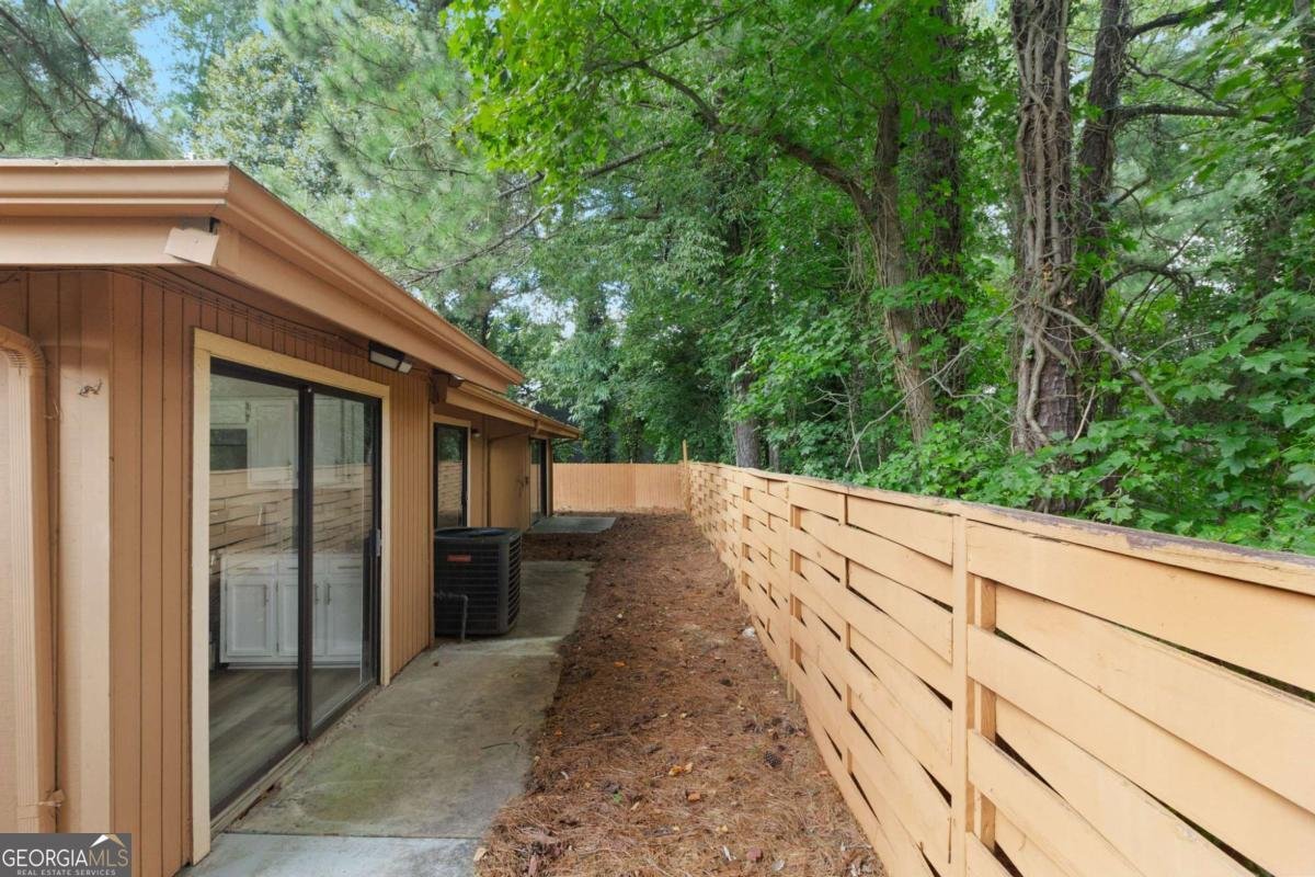 841 Lake Hollow Boulevard Marietta - 29