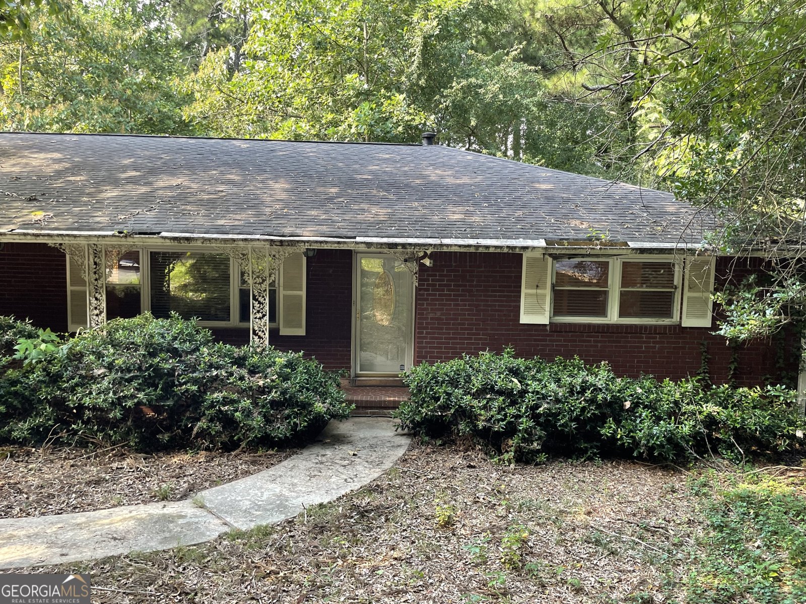 2649 Headland Drive East Point - 1