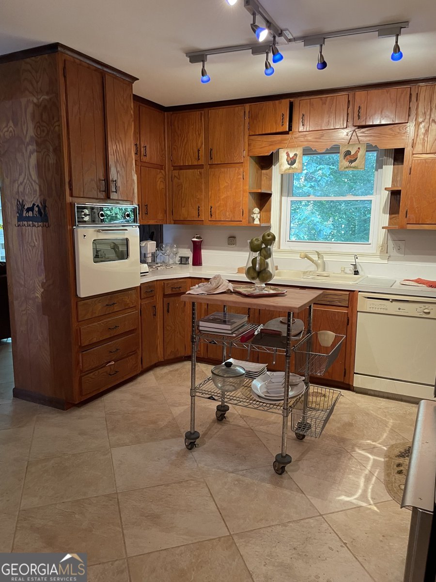 2649 Headland Drive East Point - 13