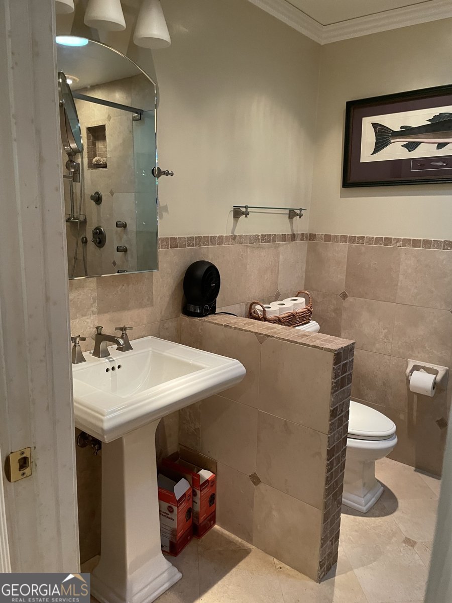 2649 Headland Drive East Point - 23