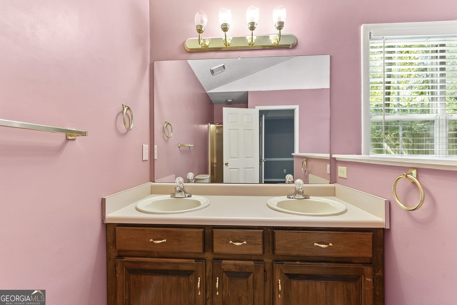 5626 Janeru Circle Macon - 22