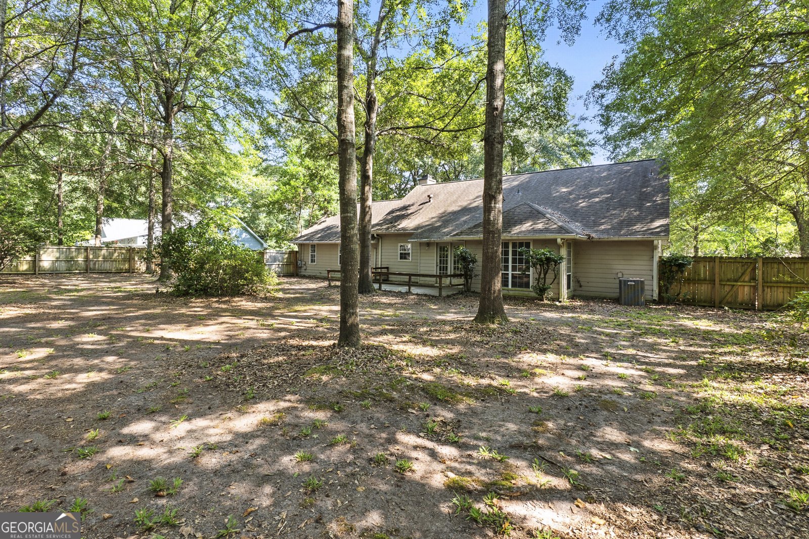 5626 Janeru Circle Macon - 38