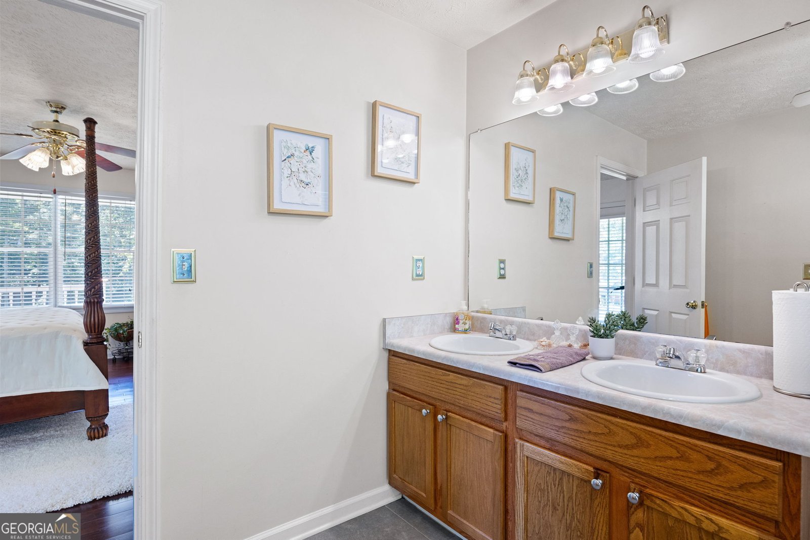 76 Riverbend Trail Douglasville - 25