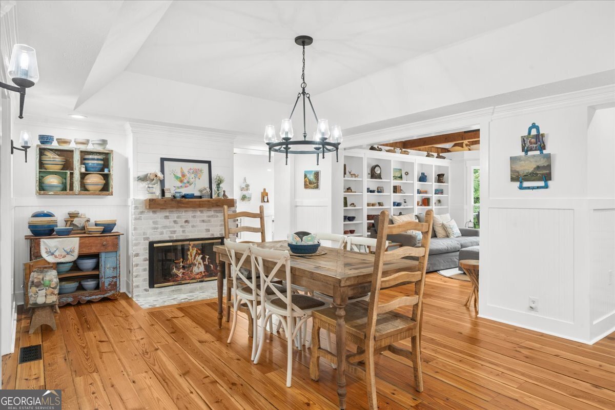 6255 Lakeview Drive Buford - 27