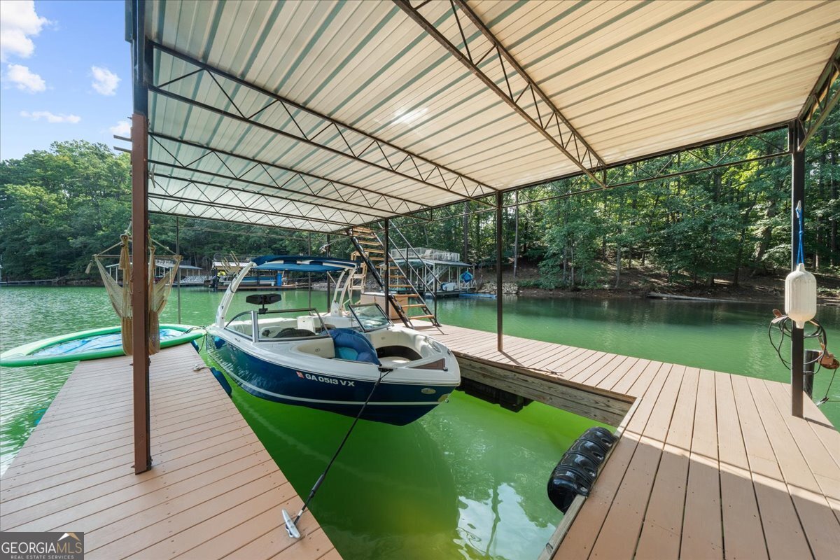 6255 Lakeview Drive Buford - 43