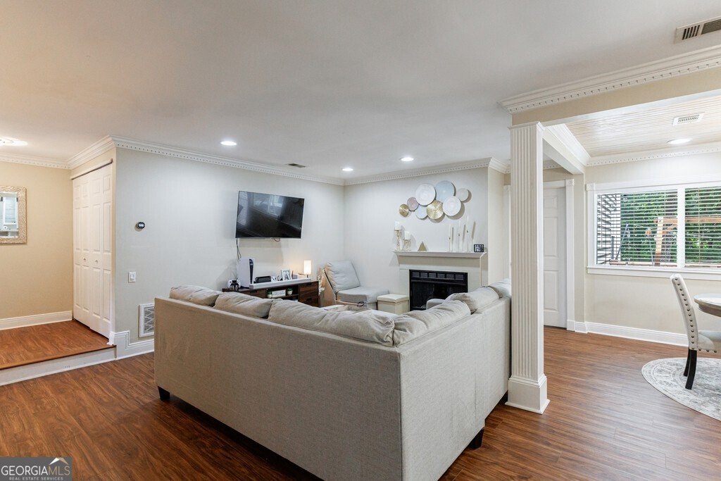 44 Dunwoody Springs Drive Atlanta - 6