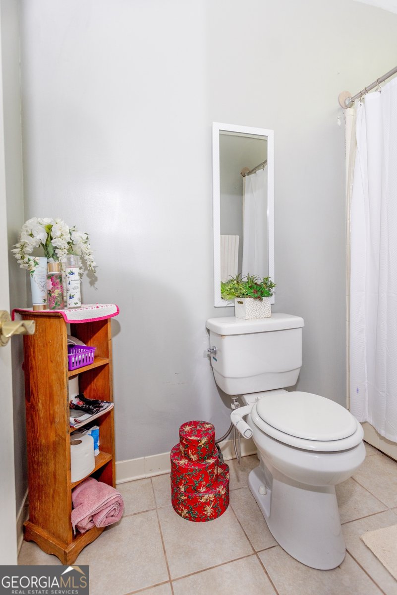 231 Sarah Ln lawrenceville - 18