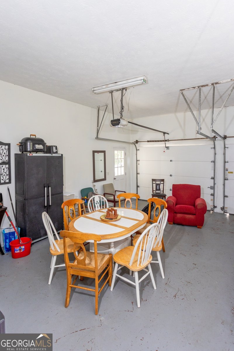 231 Sarah Ln lawrenceville - 29