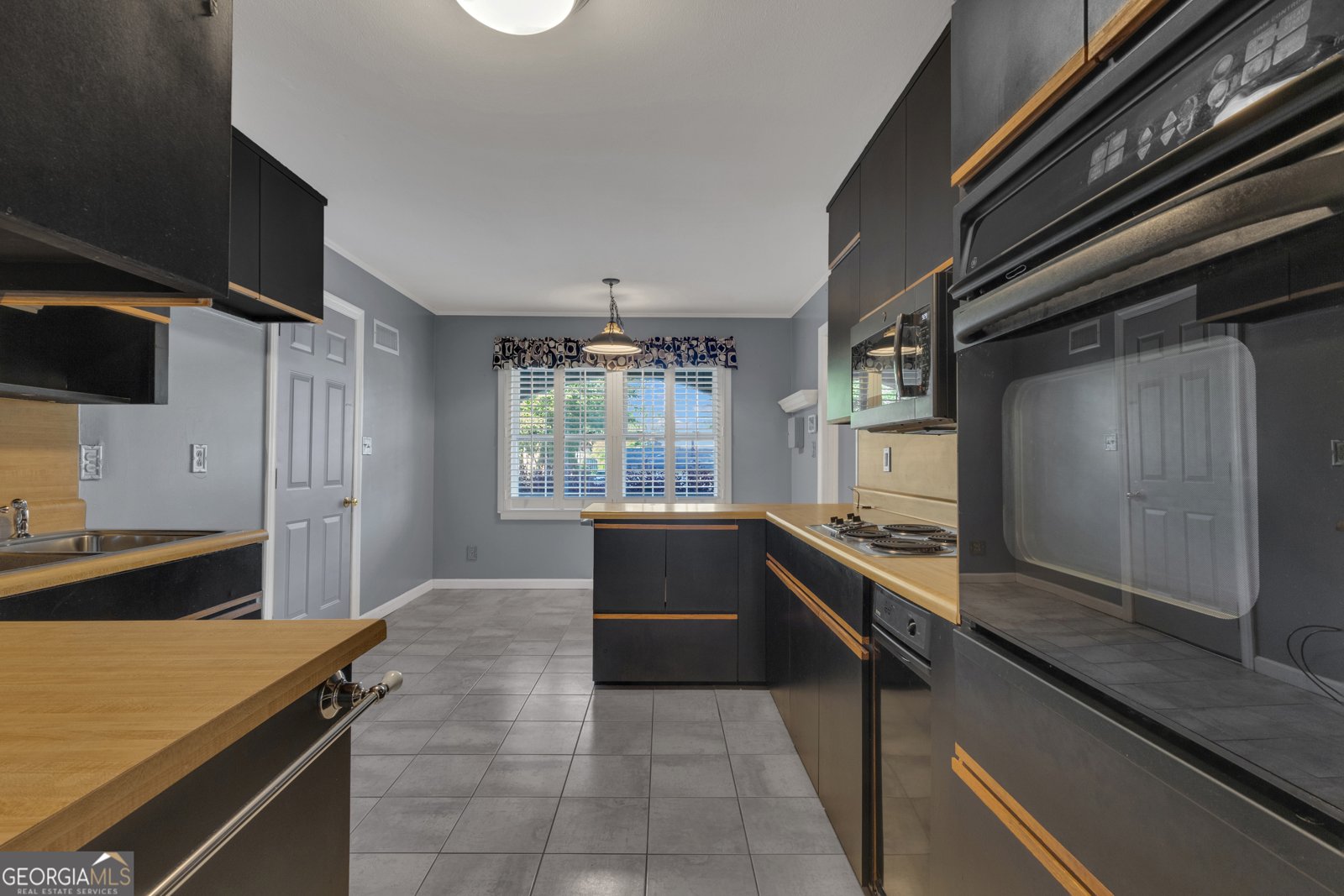6766 Charles Drive Morrow - 15