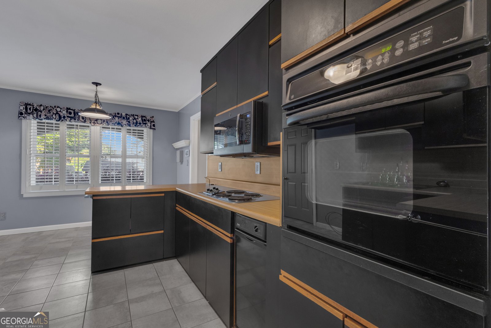 6766 Charles Drive Morrow - 16