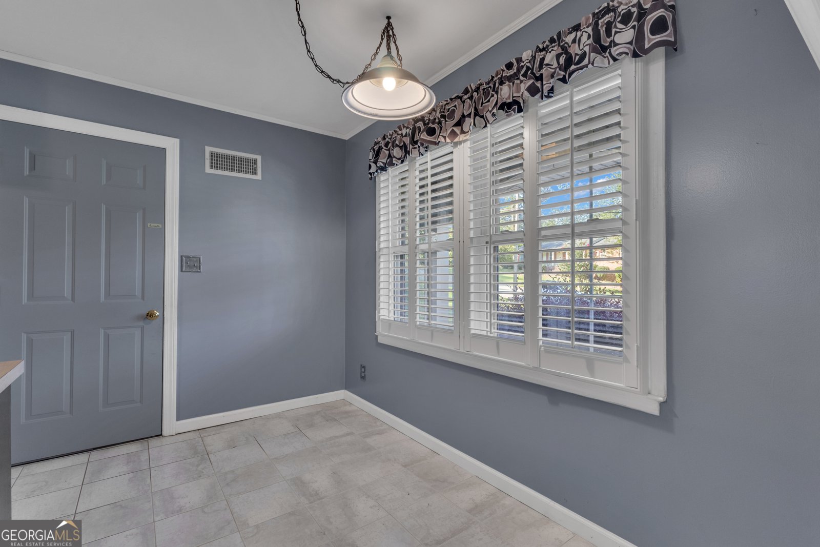 6766 Charles Drive Morrow - 23