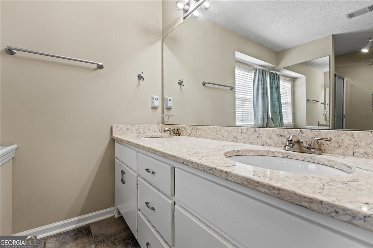 539 Horseshoe Circle Stockbridge - 15