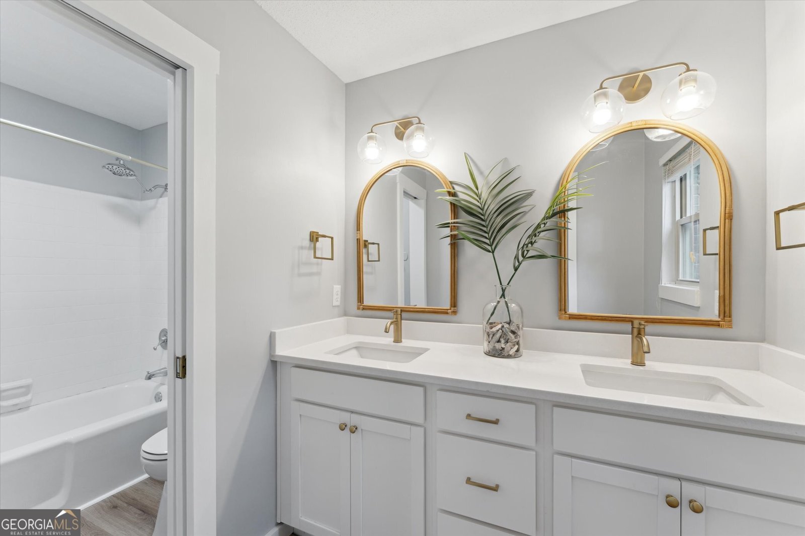 211 Cherokee Trail Hinesville - 28