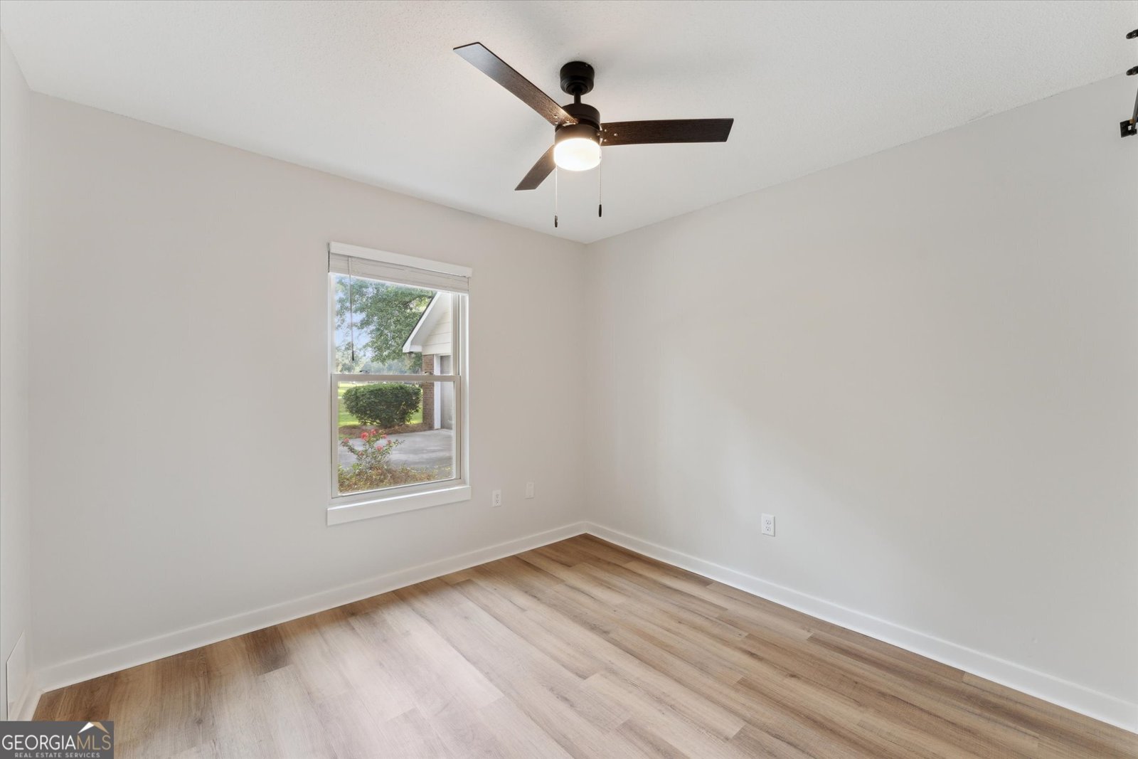 211 Cherokee Trail Hinesville - 37