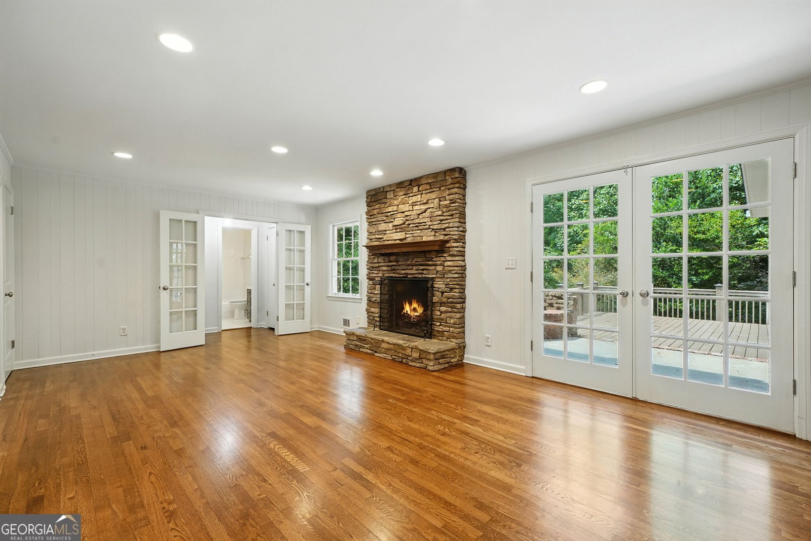 2202 Bonnavit Court Atlanta - 9