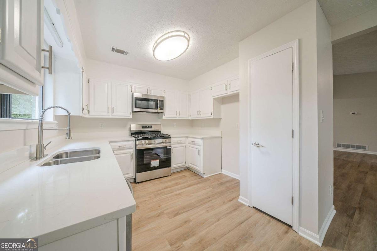 5115 Carole Place Stone Mountain - 10