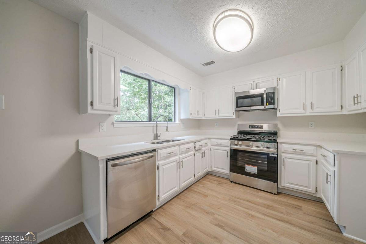 5115 Carole Place Stone Mountain - 9