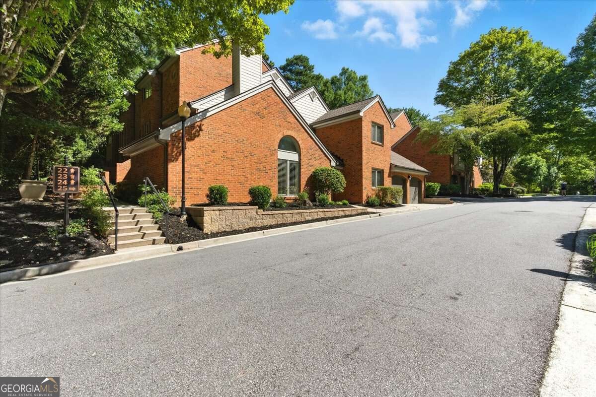 25 Westfair Court Sandy Springs - 4