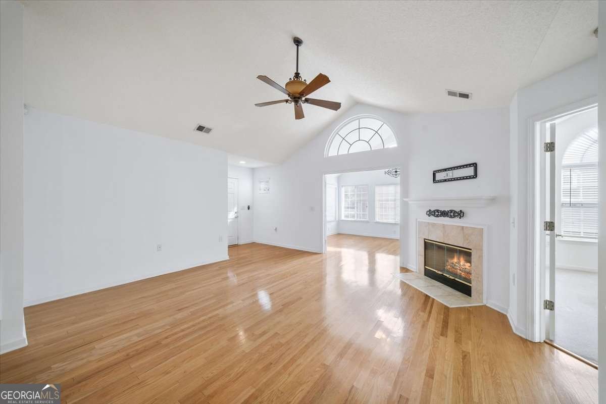 2404 Village Lane Roswell - 10