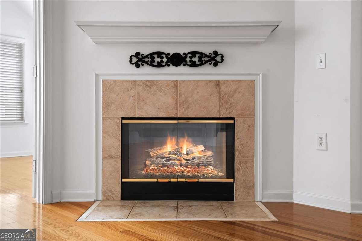 2404 Village Lane Roswell - 11