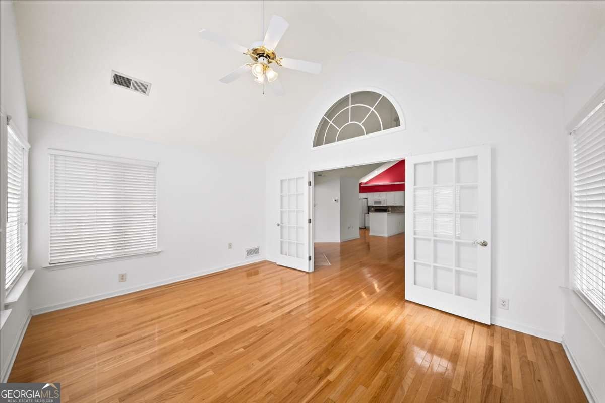 2404 Village Lane Roswell - 13