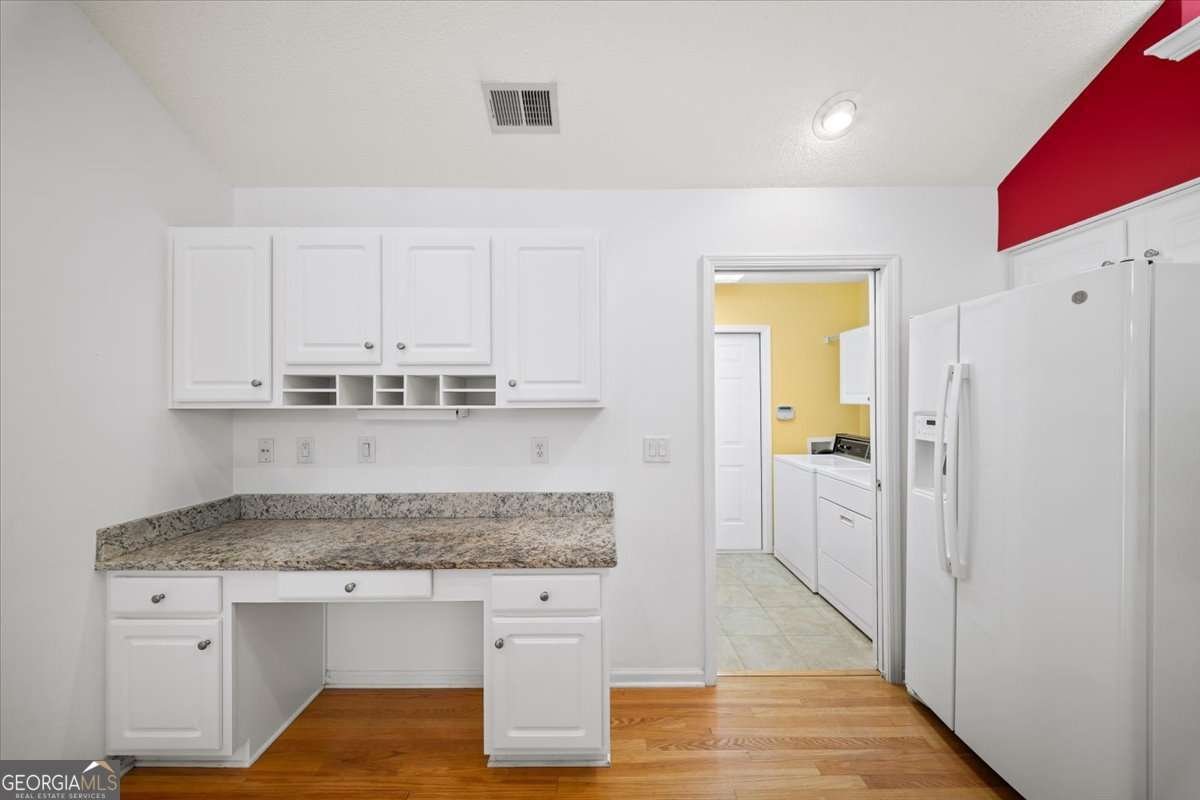 2404 Village Lane Roswell - 17