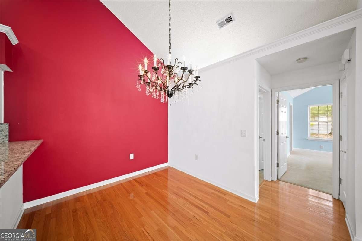 2404 Village Lane Roswell - 21