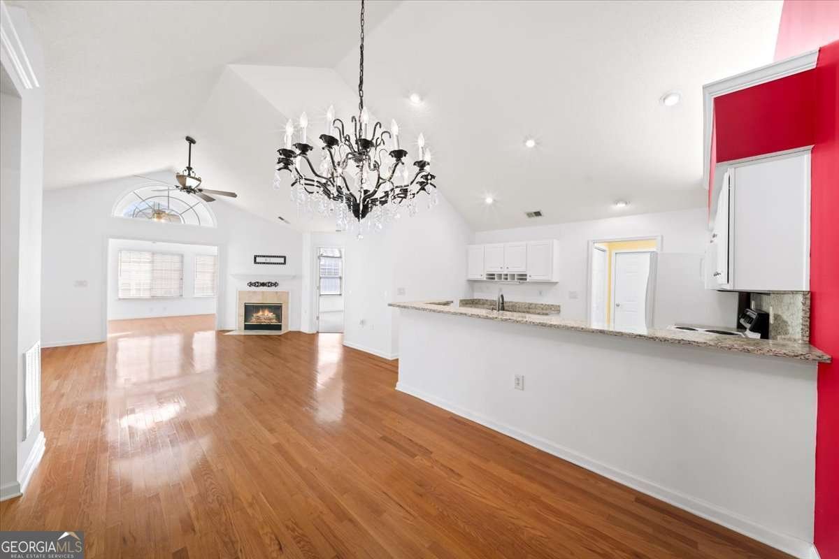 2404 Village Lane Roswell - 23