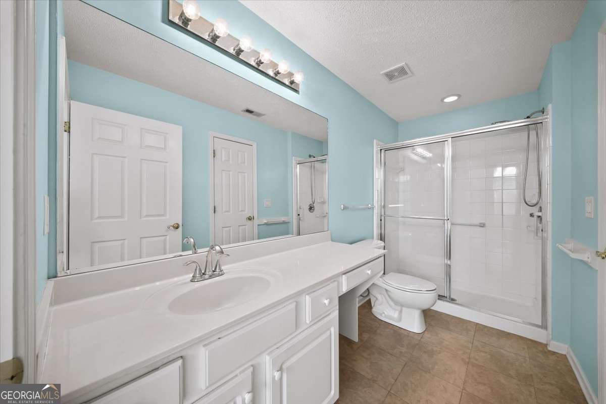 2404 Village Lane Roswell - 27