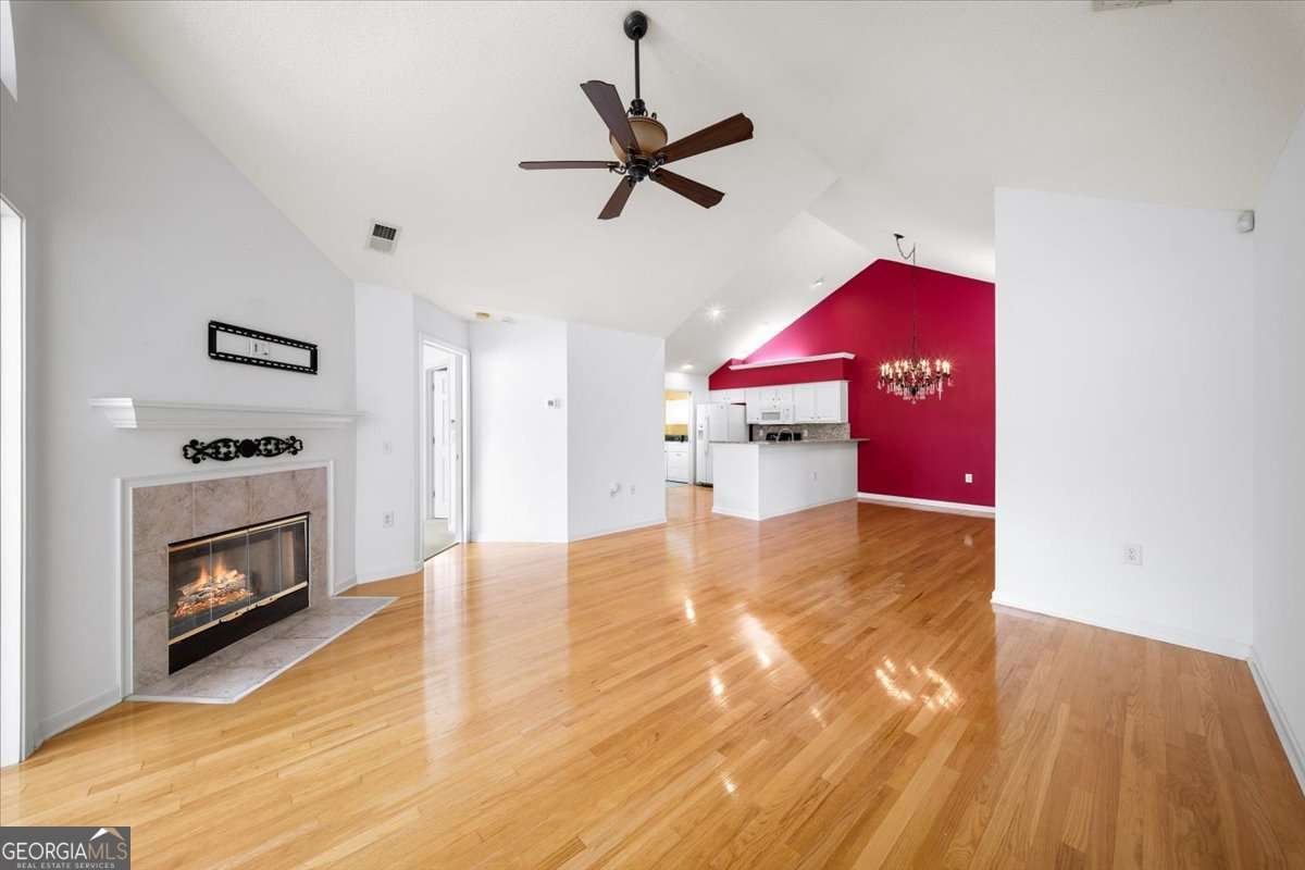 2404 Village Lane Roswell - 8